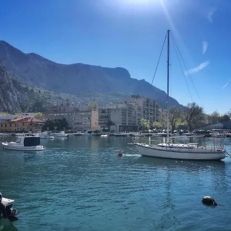 アパート Ivana *