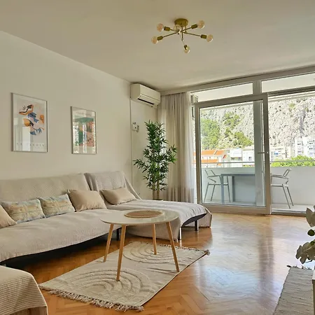 Apartment Ivana *